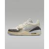 耐克(NIKE)AirJordanLegacy312低帮女鞋 iconic设计NikeAir缓震跑