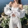 权小威 旅行穿搭拍照衣服仙三亚海边度假沙滩裙白色吊带露背显瘦连衣裙