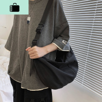 斜挎包男士潮牌日系饺子挎包帆布学生百搭ins潮背包女休闲单肩包NEW LAKE