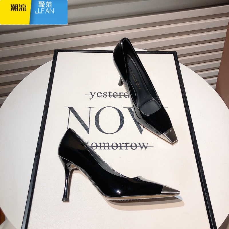 聚范网红法式高跟鞋女2024新款高级感金属方头漆皮细跟单鞋百搭职业鞋