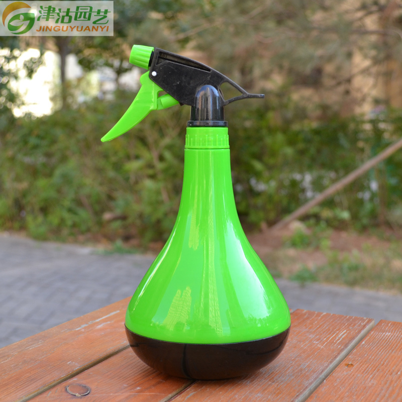 津沽园艺 锥形糖果色气压喷壶 750ml 加厚树脂 直流喷壶可调 家庭园艺喷水壶 结实耐用 颜色随机1个