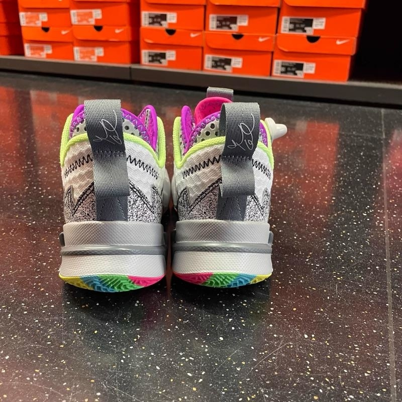 NIKE耐克青JORDAN WHY NOT ZER0.3 (GS)少年运动鞋CD5804-100 D