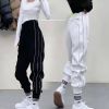 2021秋季运动裤女宽松百搭潮休闲韩版黑白色重工束脚卫裤