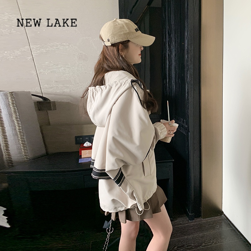 NEW LAKE米色原宿风工装外套女高级感2024新款宽松连帽冲锋衣夹克上衣