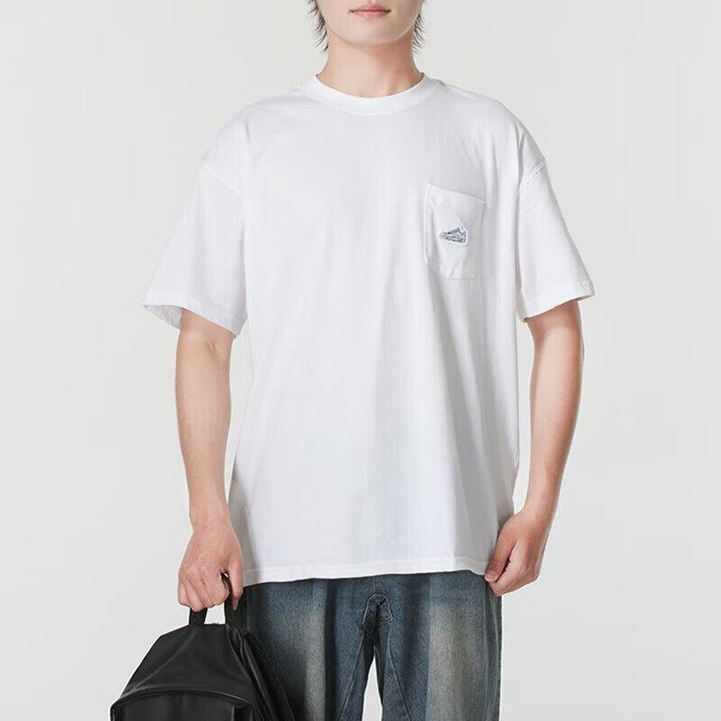 NIKE/耐克男子新款短袖T恤运动休闲舒适圆领上衣 FZ5414-100 C
