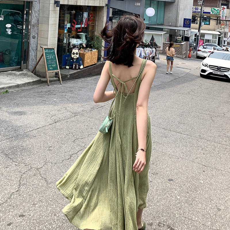 yibusheng沙滩裙女超仙三亚旅游衣服海边度假露背长裙
