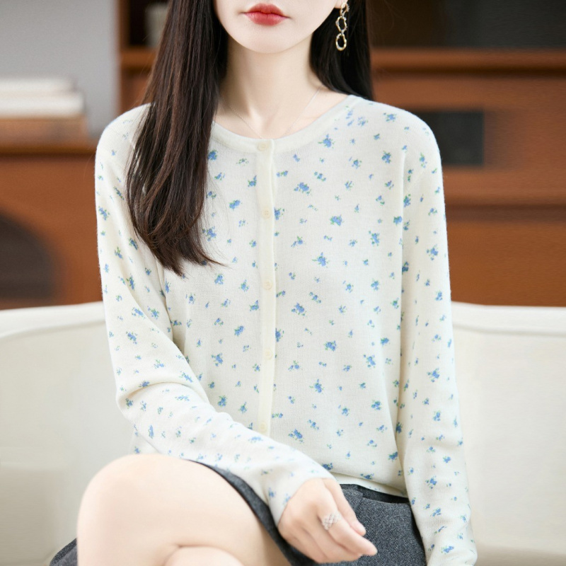 春秋新款时尚通勤复古碎花薄款针织开衫女装显瘦百搭毛衣小外套