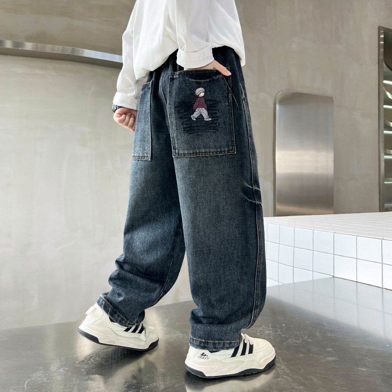 男童裤子春秋新款直筒男孩儿童长裤休闲中大童牛仔裤直筒软韩版潮