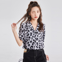 唐狮0夏季新款短袖衬衫女甜美薄款豹纹小众时尚短上衣 S 黑色