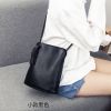 头层牛皮2021新款简约流苏水桶包大容量真皮斜挎单肩包女ins 小款黑色(收藏送礼品)