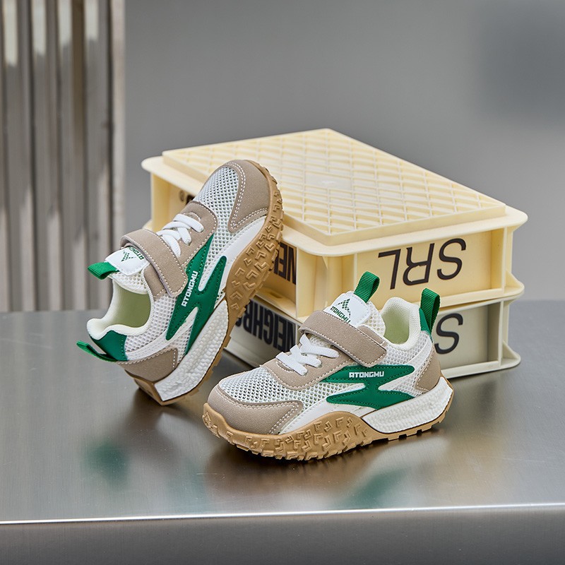 2025春款魔术贴童鞋男童新款轻便透气网面运动鞋女童老爹鞋跑步