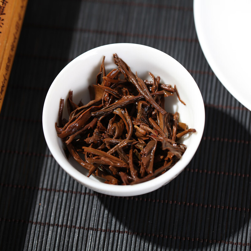 中粮 中茶千山 · 滇红金针高清大图