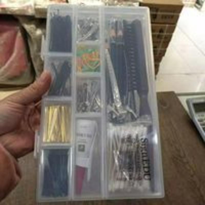 影楼百货李泽老师收纳盒发夹盒梳子盒皮筋工具箱 影楼百货李泽老师收纳盒发夹盒梳子盒皮筋工具箱