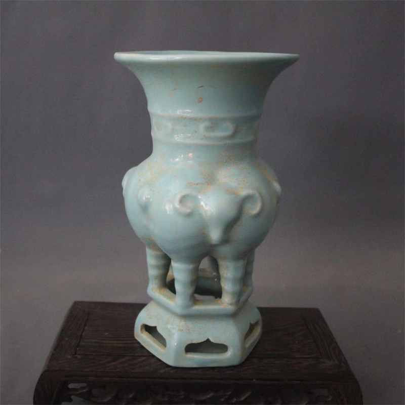 美帮汇特卖景德镇仿古陶瓷宋汝窑天青釉三羊尊家居装饰展柜摆件做旧收藏高清大图