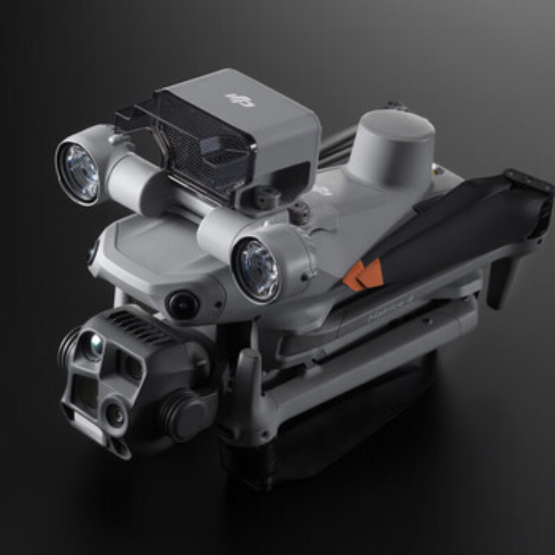 大疆创新(DJI) 大疆无人机配件RC Plus2 遥控器高清大图