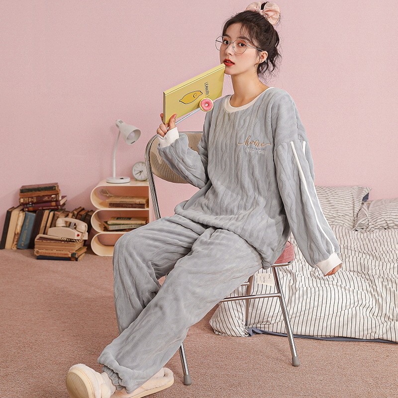 可外穿新款睡衣女士冬季加厚加绒珊瑚绒卡通套装冬天法兰绒家居服