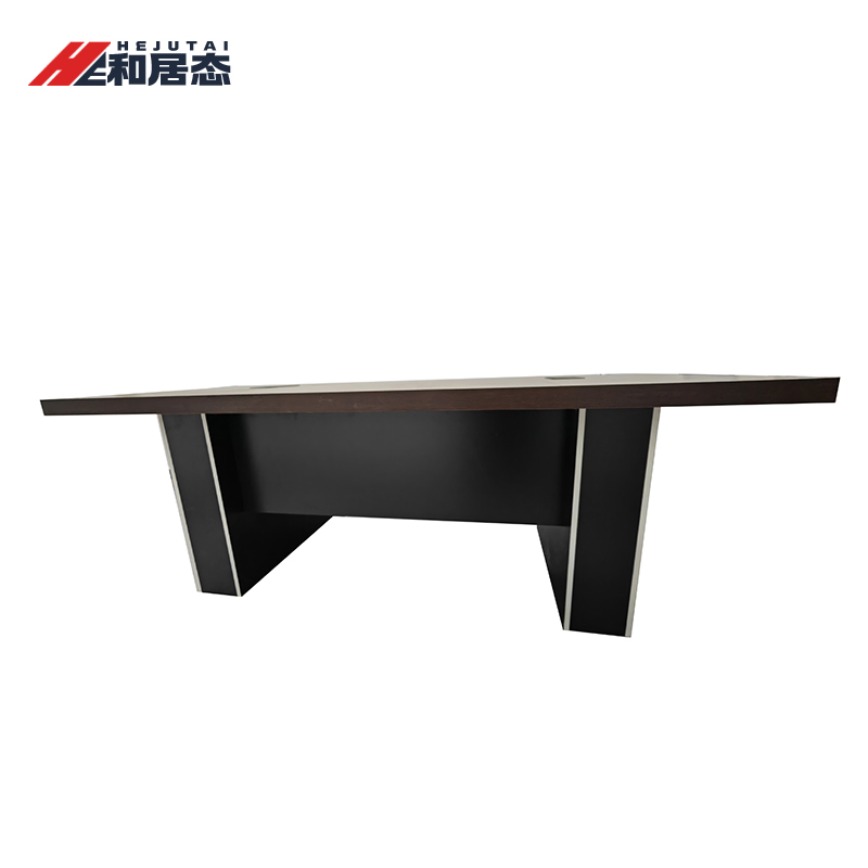 泰戈雅 会议桌 2400x1200x750mm 张高清大图