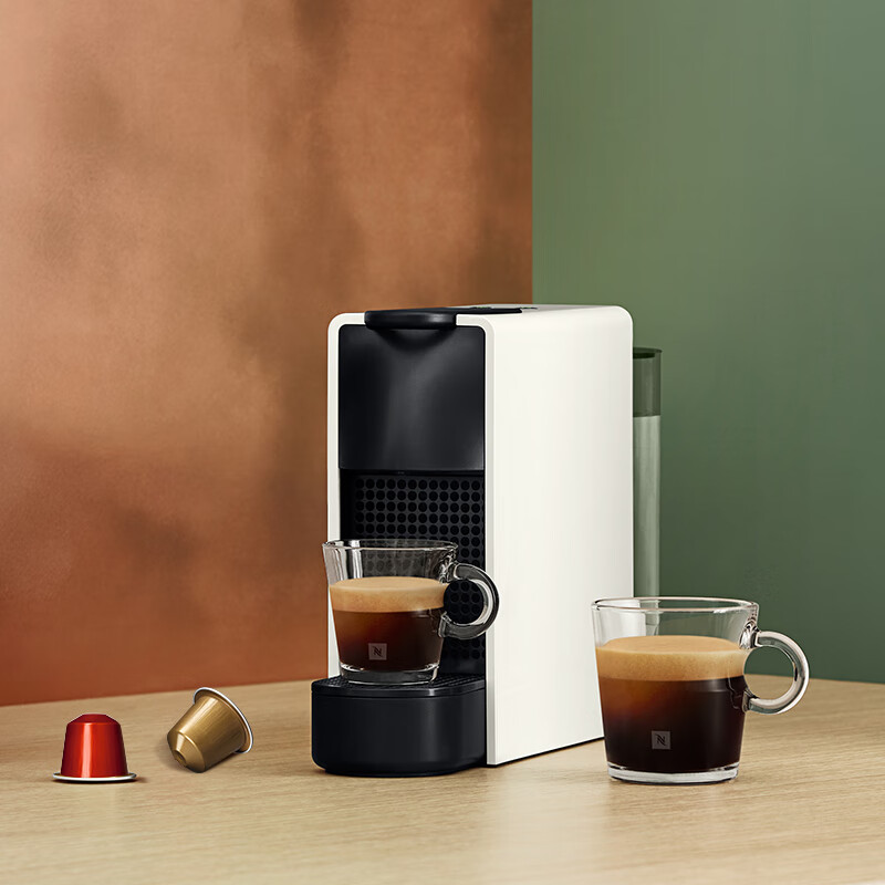 Nespresso奈斯派索胶囊式咖啡机小型家用全自动商用办公室小巧便携高压萃取极简风格两种杯量选择意式进口 C30 白色