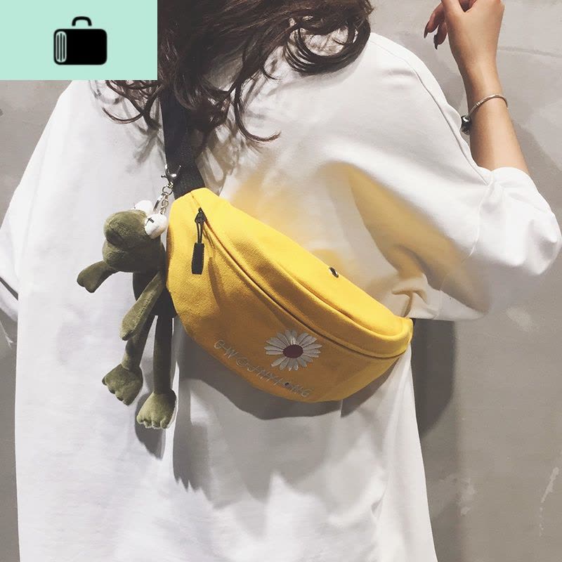 网红帆布小包女2020新款时尚学生胸包ins卡通百搭青蛙斜挎包腰包NEW LAKE男士腰包图片