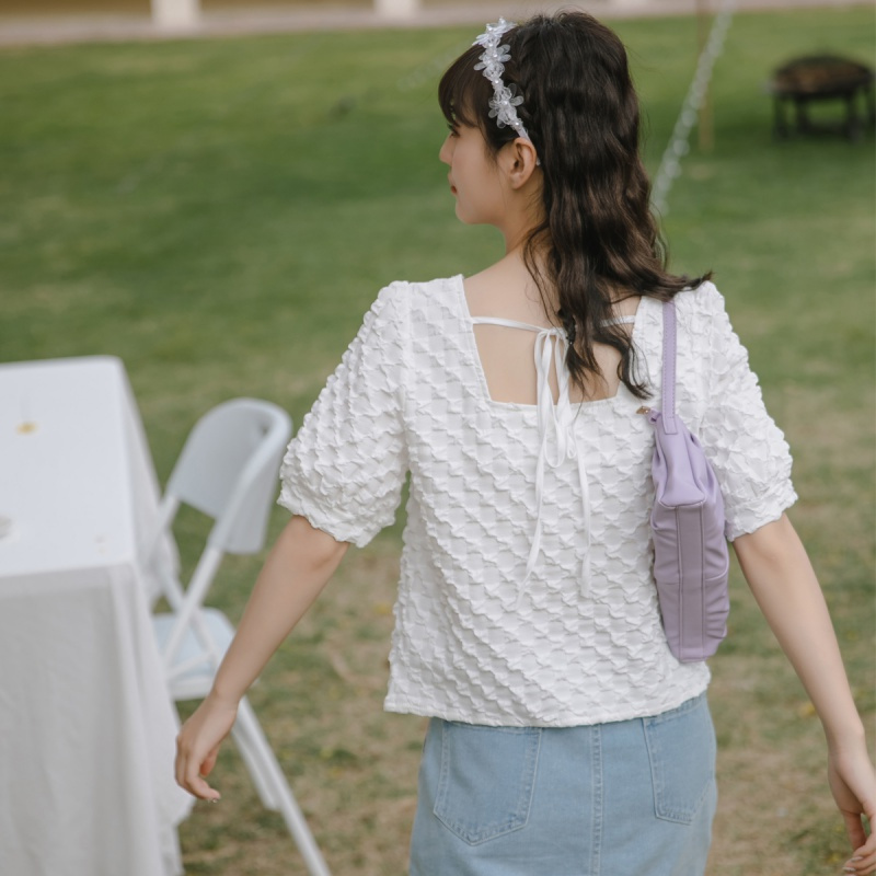 2022夏季新款法式方领小清新设计感小众泡泡袖系带上衣衬衫