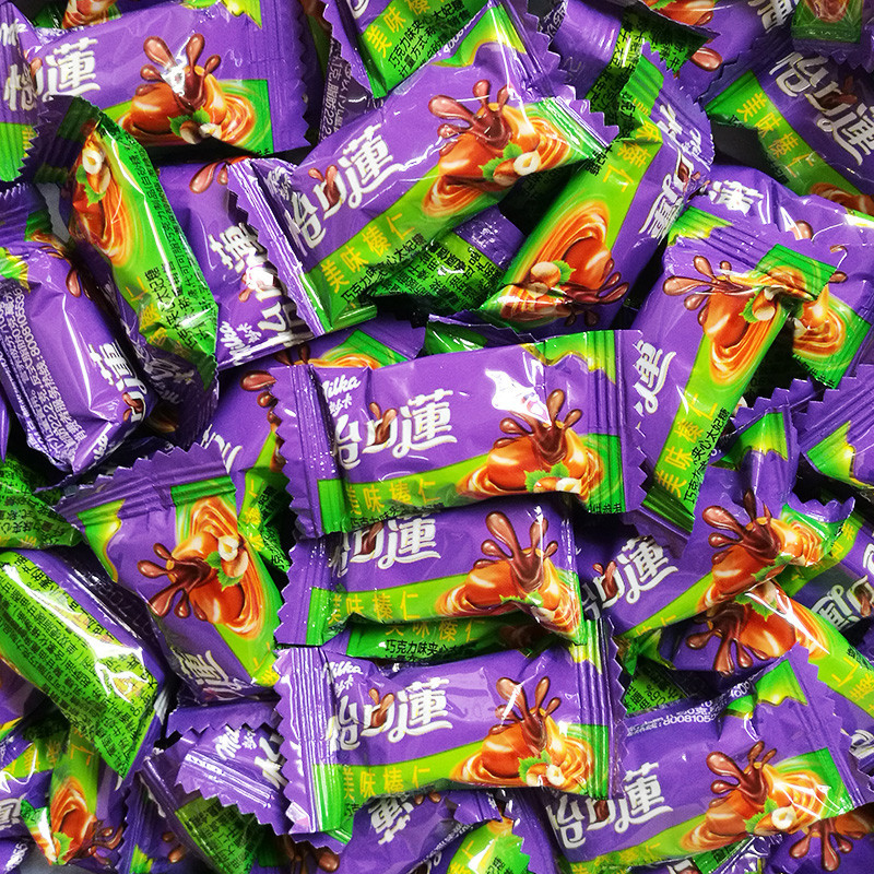 怡口莲夹心糖经典原味美味榛仁柔滑牛奶巧克力夹心太妃糖零食品散装