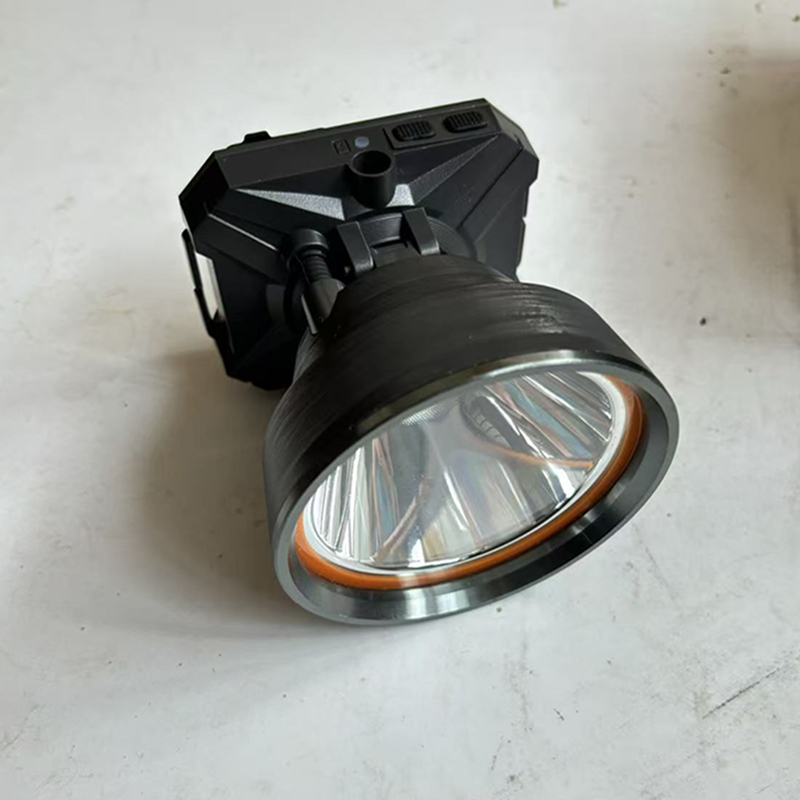 RS 荣的头灯 ZN2026款 个高清大图