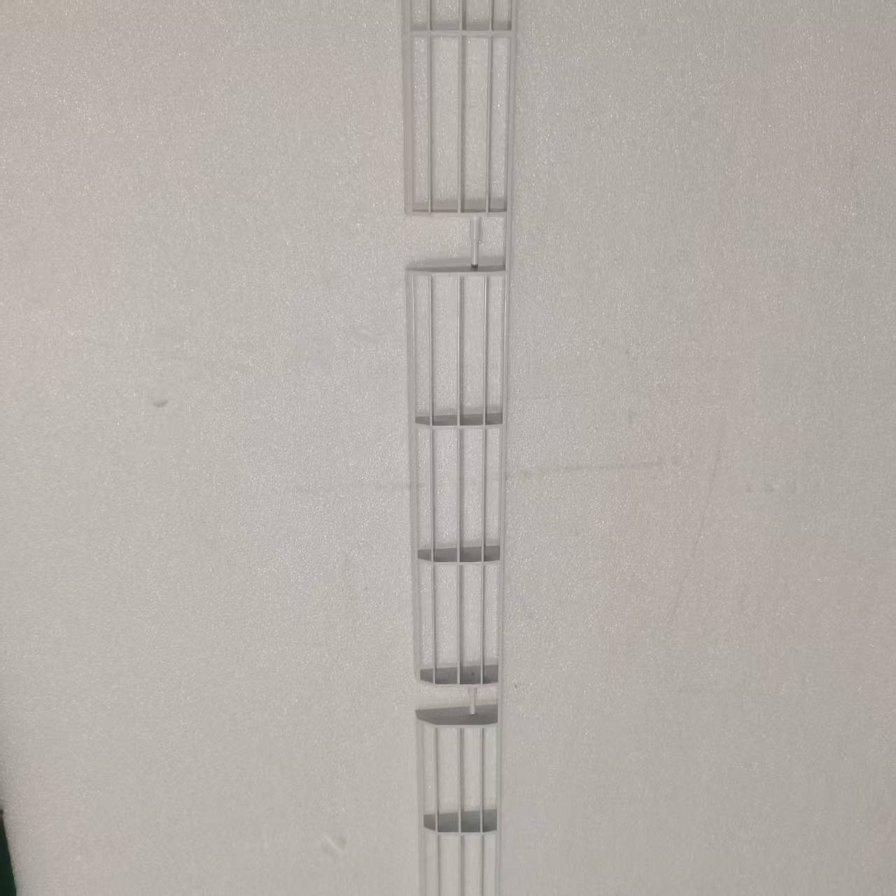 帮客材配 全新原装倍科KFR- 72LW/XA1 内风门(垂直风口栅) 收前务必验货高清大图