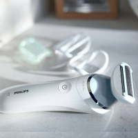 飞利浦(Philips) 脱毛器 女士剃毛器脱毛仪BRL130 腋毛腿毛私处剃毛刀腿部 充电式 支持全身水洗 干湿两用