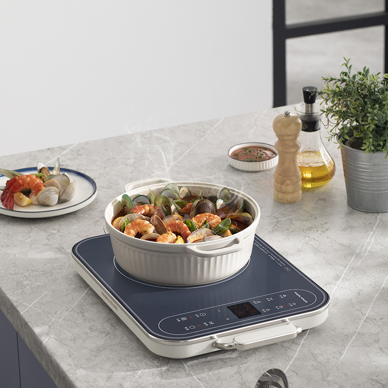 摩飞(morphy richards) 电磁炉 MR8900 白色高清大图