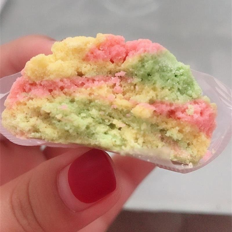 彩虹冰淇淋曲奇手工饼干年货礼盒网红糕点