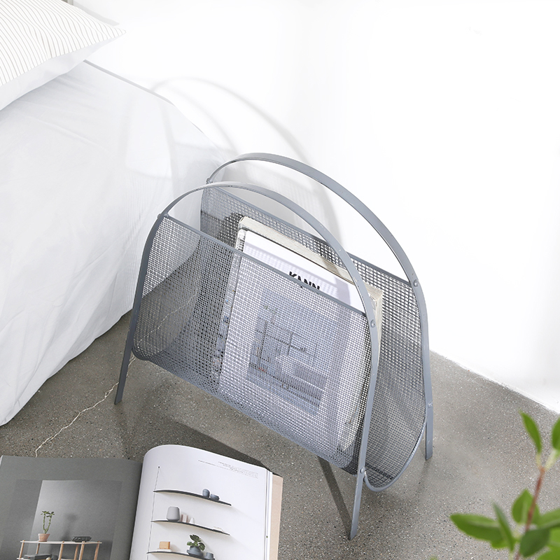 森美人北欧落地简易收纳架置物架铁艺小书架简约报刊架小型书报架杂志架高清大图