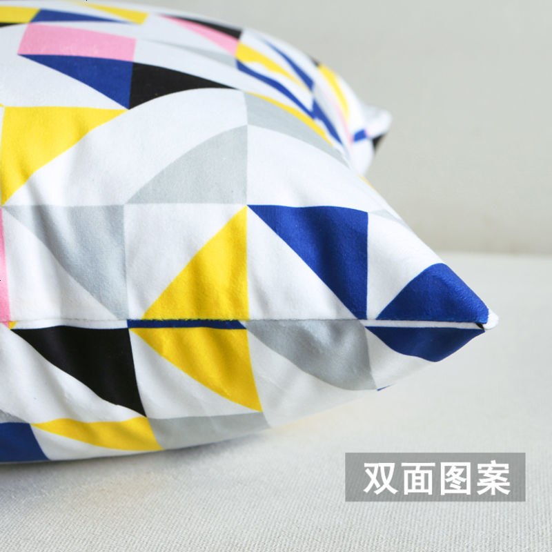 北欧靠枕简约现代经典搭配几何图样板房黄色客厅沙抱枕靠垫飘窗