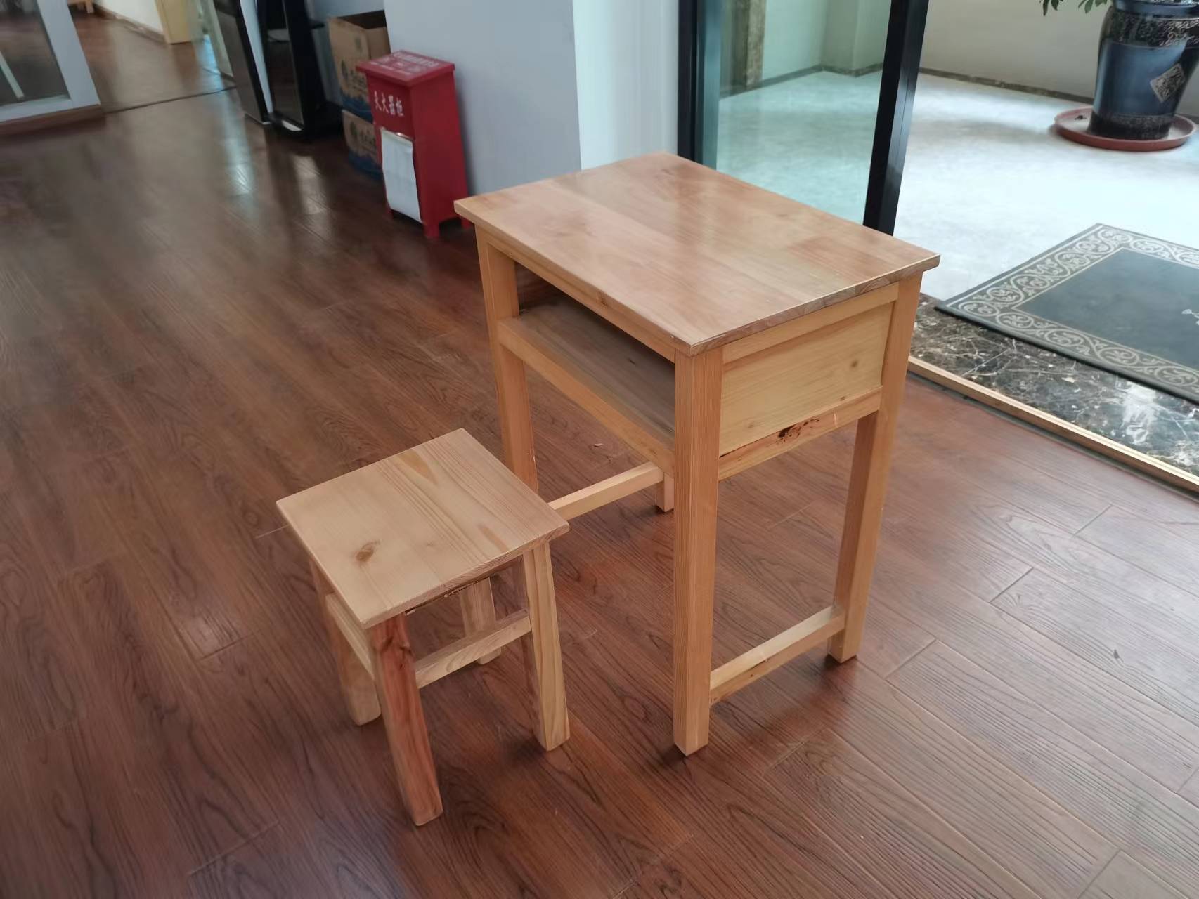 首指（SZ)单人课桌椅/KZY-1高清大图