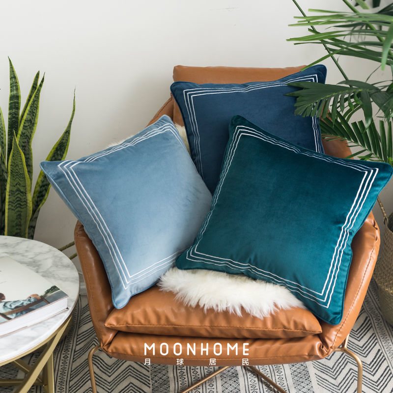 MoonHome月球居民北欧轻奢丝绒刺绣简约样板间绿含芯抱枕靠垫枕套