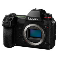 松下(Panasonic)DC-S1R GK-K全画幅无反数码相机 单电/微单机身