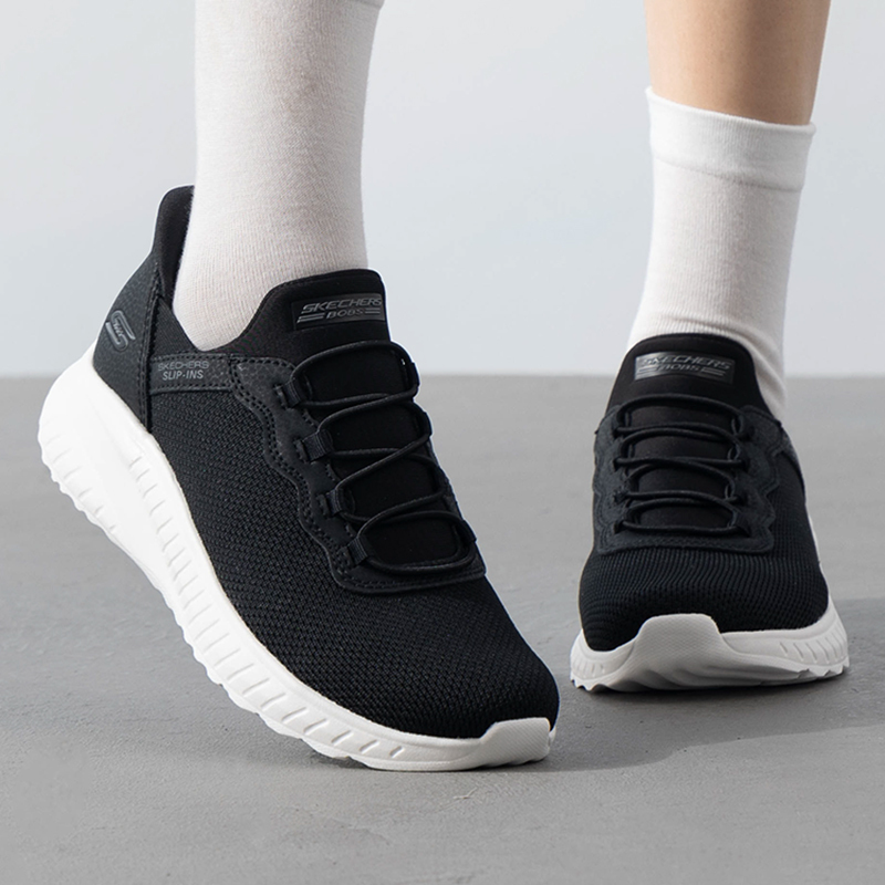 Skechers斯凯奇女鞋新款易穿脱舒适轻便耐磨运动跑步鞋117500-BLK ZP