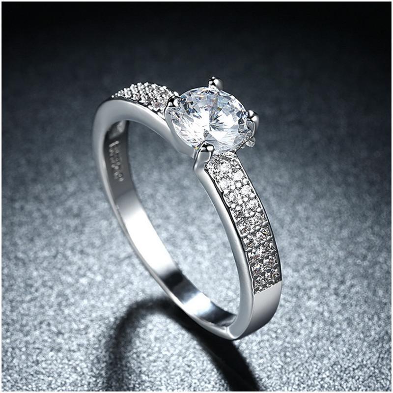 R828-CCouple Love Gold Rings铂金订婚戒指男女钻石情侣简约日韩送女朋友七夕情人节礼物