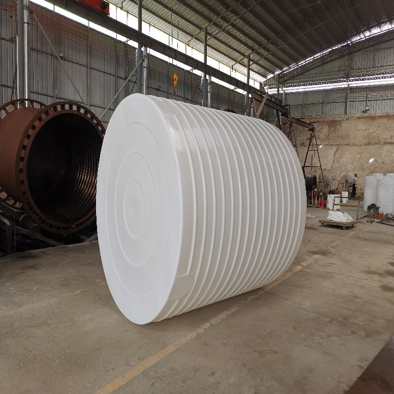 立式塑料水罐高清大图