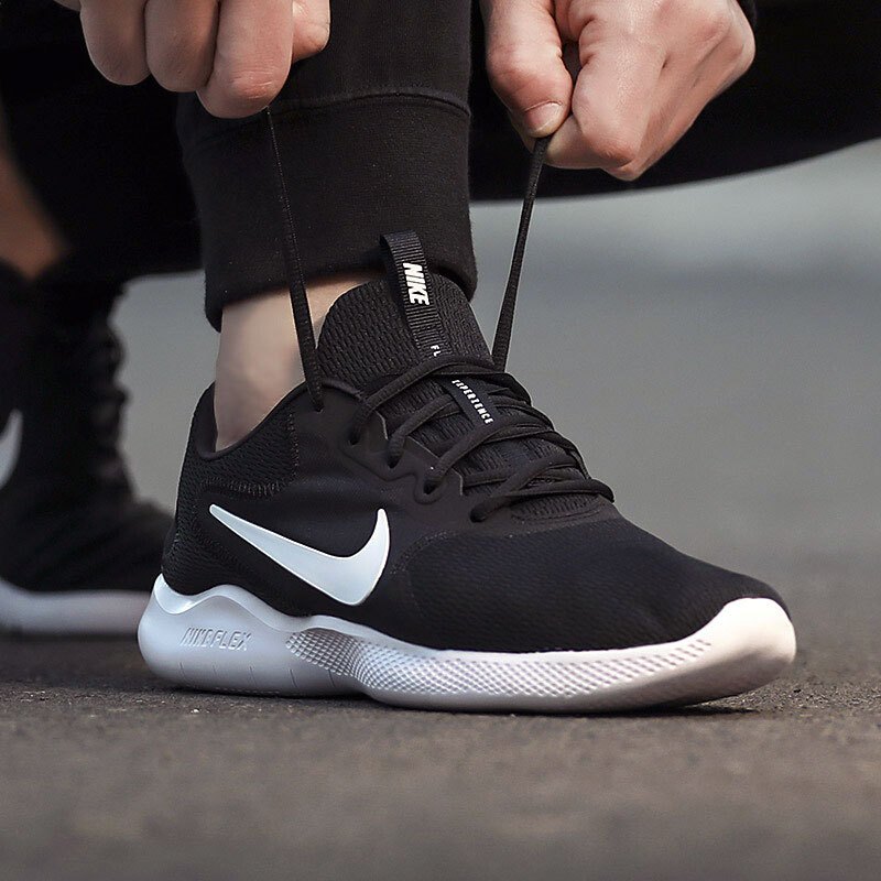 Nike耐克男鞋2021冬季新款FLEX 9赤足轻便透气跑步鞋