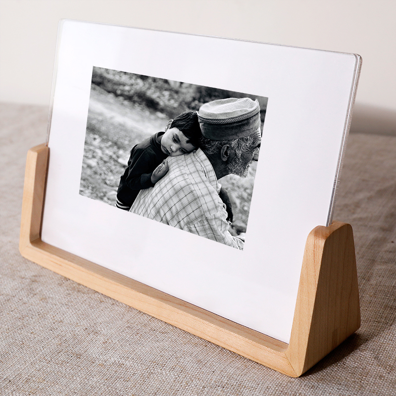 敬平原实木质6 78寸简约亚克力创意照片展示相框架办公桌摆台摆件定制