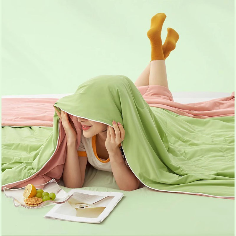 江小果 休闲夏凉被薄款被子 150*200cm 条高清大图