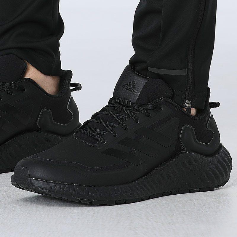 阿迪达斯黑武士boost跑步鞋2021春季新款暖风纯黑运动鞋eg5574