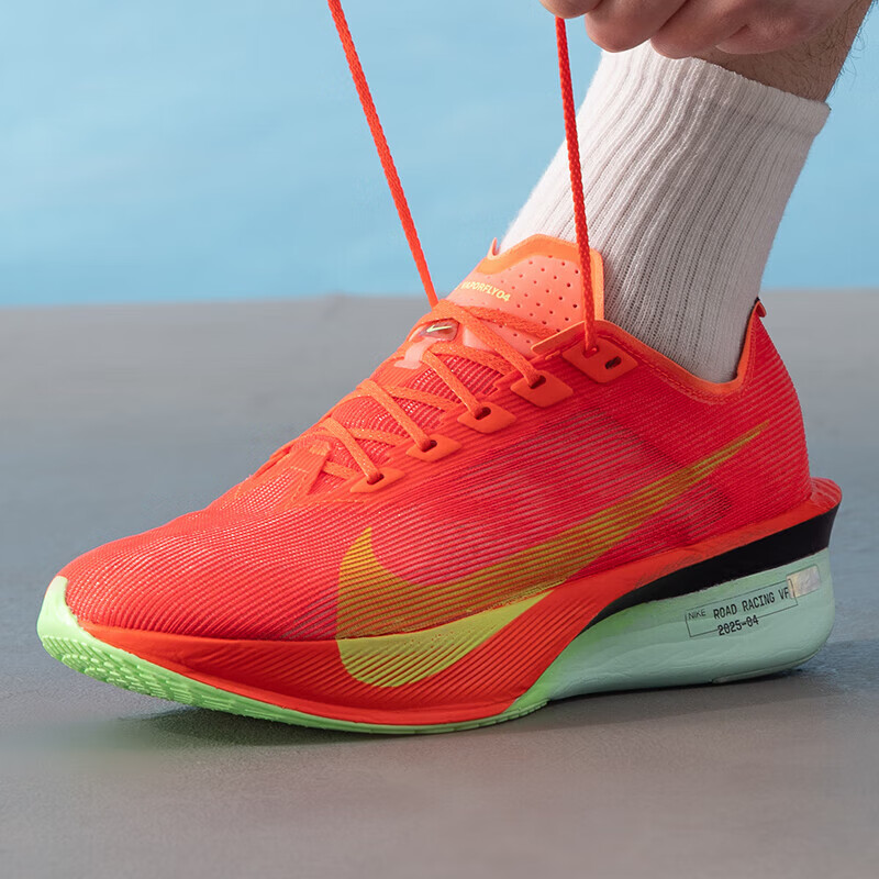 耐克（NIKE）男鞋新款VAPORFLY4红色ZOOMX缓震透气专业竞速马拉松跑步鞋HF6414-600 ZP高清大图