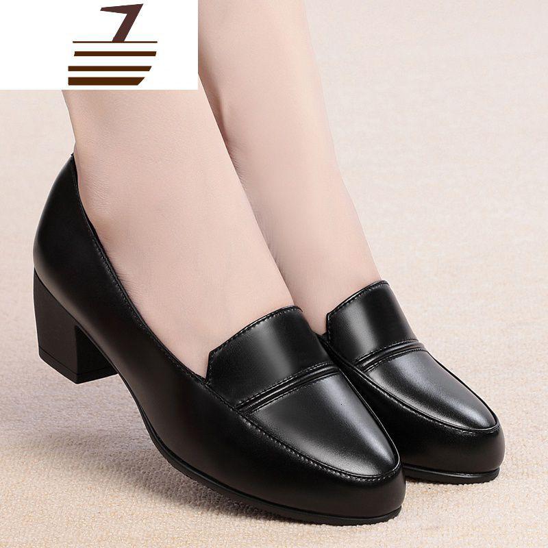 尗卡牛皮新款真皮女单鞋高跟中老年女士皮鞋妈妈鞋中跟大码女鞋