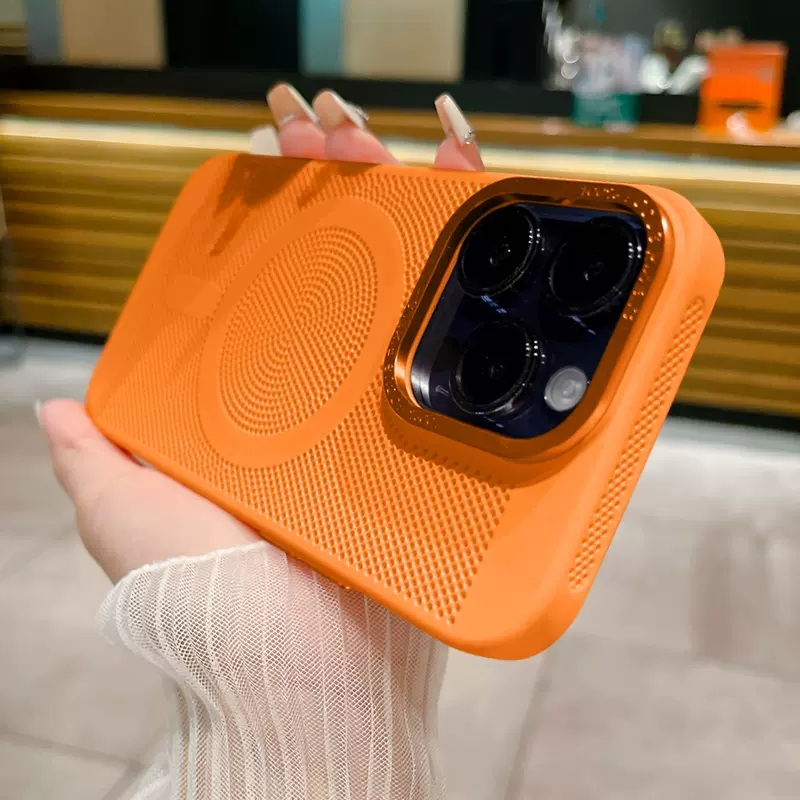 安美宝 苹果15/14promax手机壳新款散热磁吸iPhone13超薄透气磨砂镂空12夏季14Plus男女pro保护高清大图