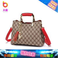 香港包包女2018新款简约斜挎包女单肩包水桶包女士手提包真皮女包
