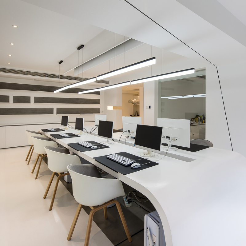 led长条灯办公室吊灯吸顶灯闪电客现代简约超亮极简创意拼接 写字楼