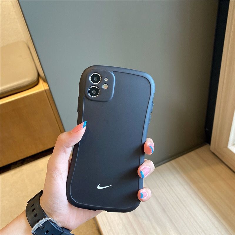 勾勾黑色壳苹果11潮牌创意勾勾iphonexsmax苹果11手机壳xxr软壳7p情侣