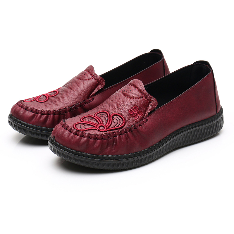 老北京布鞋女鞋春季妈妈鞋软底防滑休闲中老年女鞋平底奶奶鞋新款