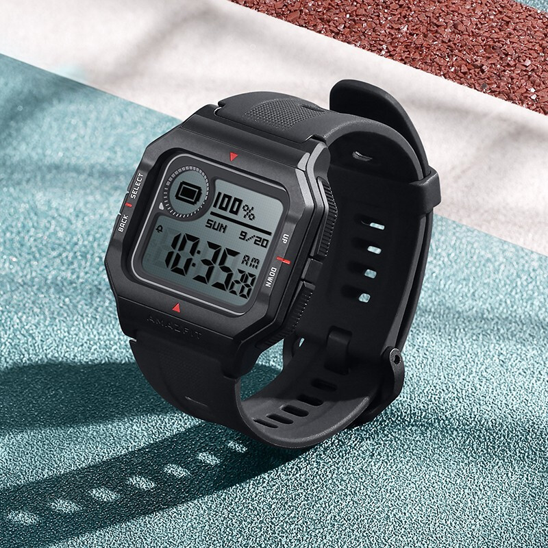 小米Amazfit NEO 采用防震的外型设计 50米防水 日常续航28天